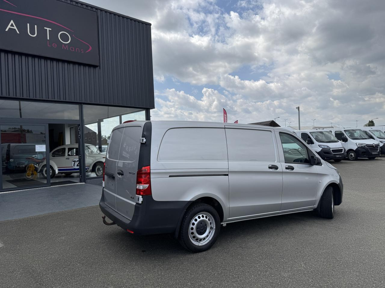 Mercedes Vito 114 CDI 4X4 LONG SELECT PROPULSION 9G-TRONIC - Furgón: foto 5 Mercedes Vito 114 CDI 4X4 LONG SELECT PROPULSION 9G-TRONIC - Furgón: foto 5