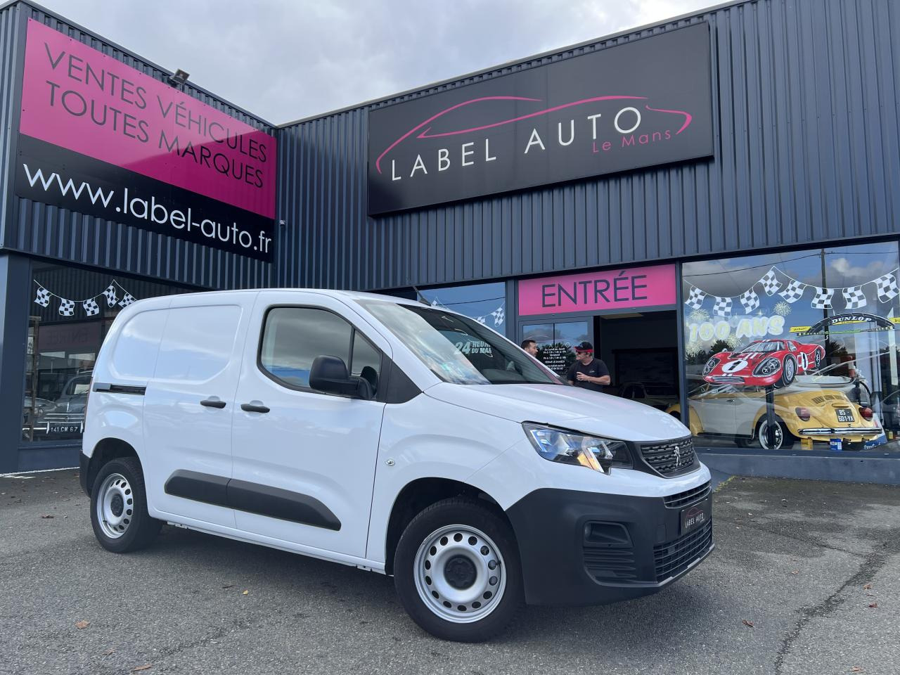 PEUGEOT PARTNER M 650KG 1.5 HDI 100CH ASPHALT 3 PLACES - Furgón: foto 1 PEUGEOT PARTNER M 650KG 1.5 HDI 100CH ASPHALT 3 PLACES - Furgón: foto 1