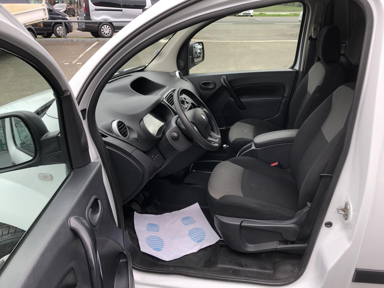 RENAULT KANGOO 1.5 DCI 80CH CONFORT - Furgón: foto 5 RENAULT KANGOO 1.5 DCI 80CH CONFORT - Furgón: foto 5