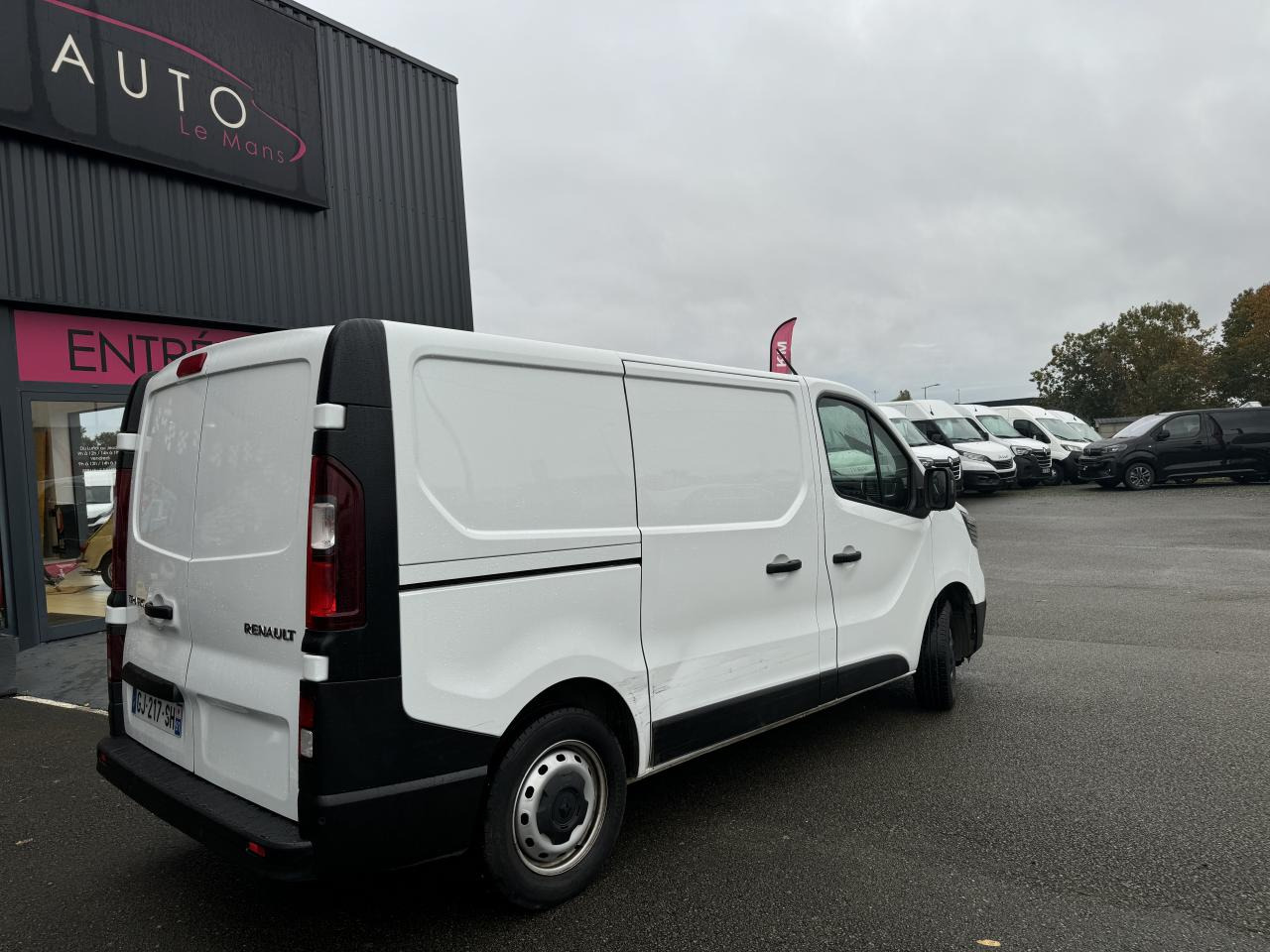 RENAULT TRAFIC L1H1 2.0 DCI 110CH FRIGORIFIQUE - Furgón: foto 5 RENAULT TRAFIC L1H1 2.0 DCI 110CH FRIGORIFIQUE - Furgón: foto 5