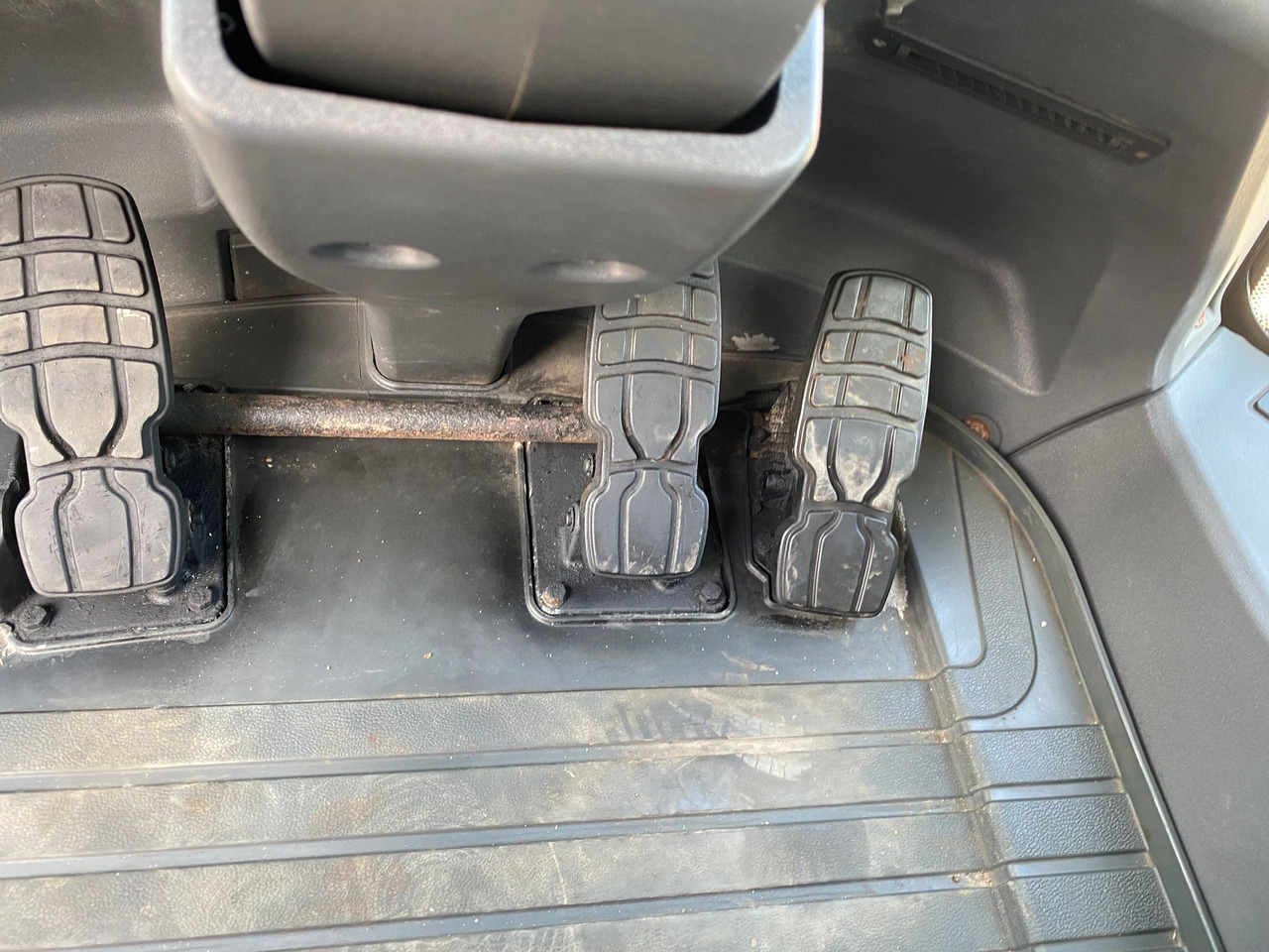 Cargadora de ruedas CATERPILLAR 950 M: foto 8