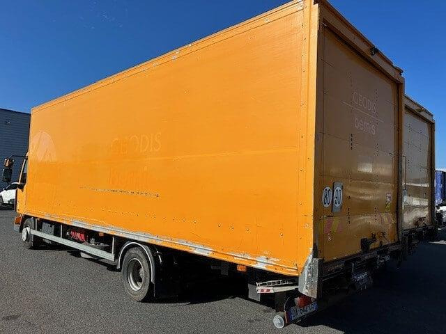 Renault Midlum  180.12 H Extra light Fourgon polyfond avec Hayon repliable - Camión caja cerrada: foto 2 Renault Midlum  180.12 H Extra light Fourgon polyfond avec Hayon repliable - Camión caja cerrada: foto 2