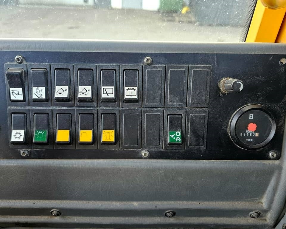 Cargadora de ruedas Volvo L 180 E: foto 28