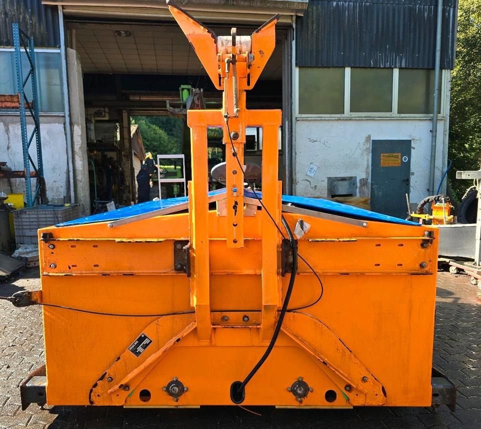 Esparcidor de sal Bucher Yeti 2500W FS Gmeiner Salzstreuer Streuautomat Streusilo für Unimog UGN UGE 405 423 427 530 430 429: foto 6 Esparcidor de sal Bucher Yeti 2500W FS Gmeiner Salzstreuer Streuautomat Streusilo für Unimog UGN UGE 405 423 427 530 430 429: foto 6