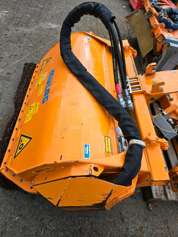 Neuwertiger Mulag GMK 1200 Mähkopf Grasmähkopf Mähkorb Mähausleger Böschungsmäher Böschungsmulcher FME MKM DUA UNA Dücker MHU 800 700 600 FMK - Desbrozadora de martillos: foto 2 Neuwertiger Mulag GMK 1200 Mähkopf Grasmähkopf Mähkorb Mähausleger Böschungsmäher Böschungsmulcher FME MKM DUA UNA Dücker MHU 800 700 600 FMK - Desbrozadora de martillos: foto 2