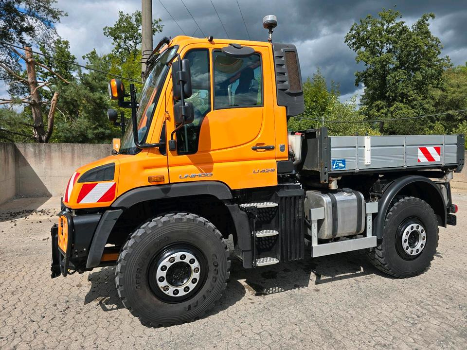 Unimog U429 NKS-F-UGE-42 Mercedes-Benz 405/10 405/12 UGE Mercedes-Benz U 318 323 327 423 427 429 430 EasyDrive Variopilot Mulag MKM 700 Böschungsmäher Böschungsmulcher Bucher Salzstreuer - Vehículo municipal: foto 2 Unimog U429 NKS-F-UGE-42 Mercedes-Benz 405/10 405/12 UGE Mercedes-Benz U 318 323 327 423 427 429 430 EasyDrive Variopilot Mulag MKM 700 Böschungsmäher Böschungsmulcher Bucher Salzstreuer - Vehículo municipal: foto 2