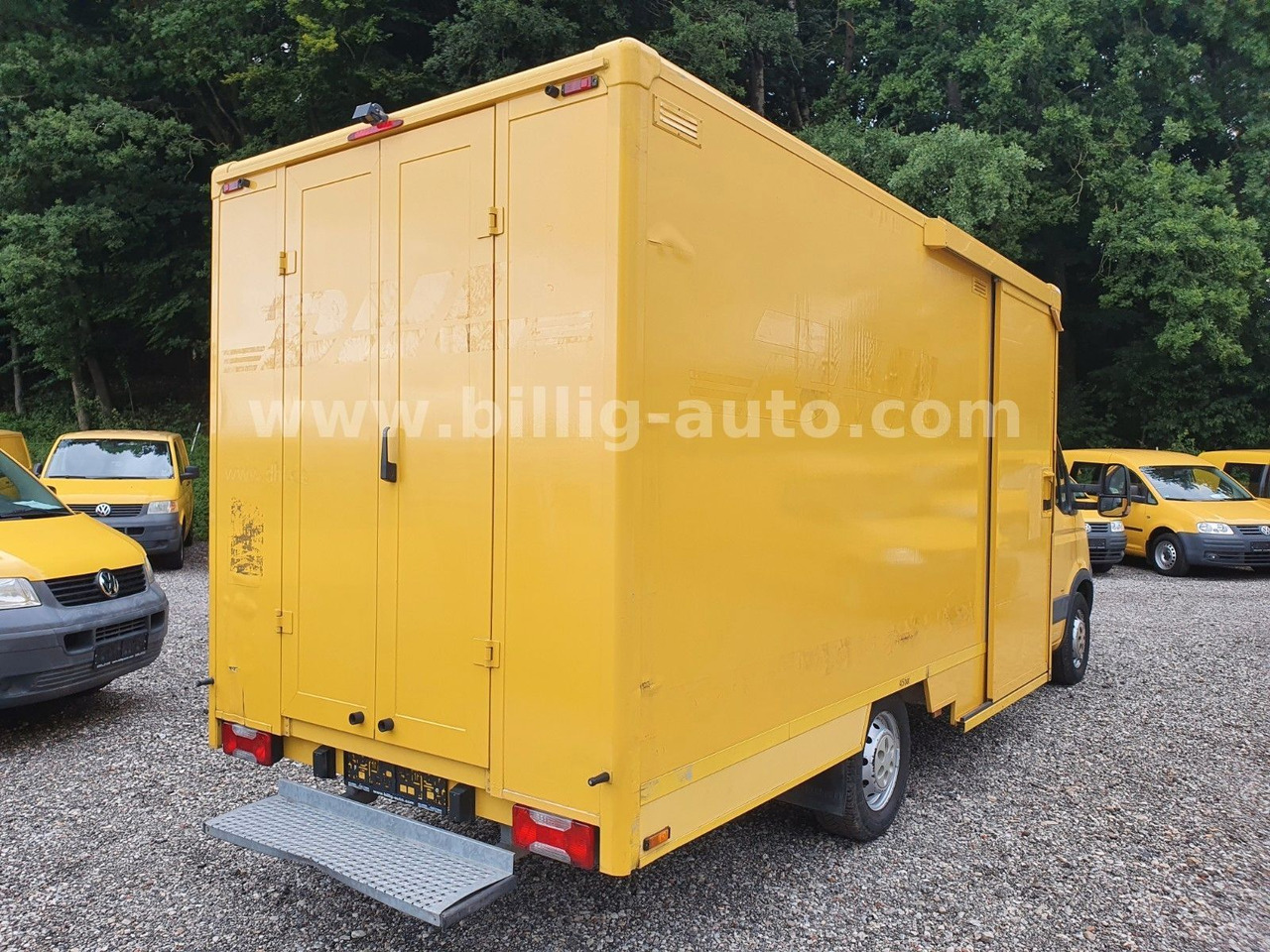 Iveco Daily 1.Hand*EU4* Regale Integralkoffer DHL POST - Furgoneta caja cerrada: foto 4 Iveco Daily 1.Hand*EU4* Regale Integralkoffer DHL POST - Furgoneta caja cerrada: foto 4
