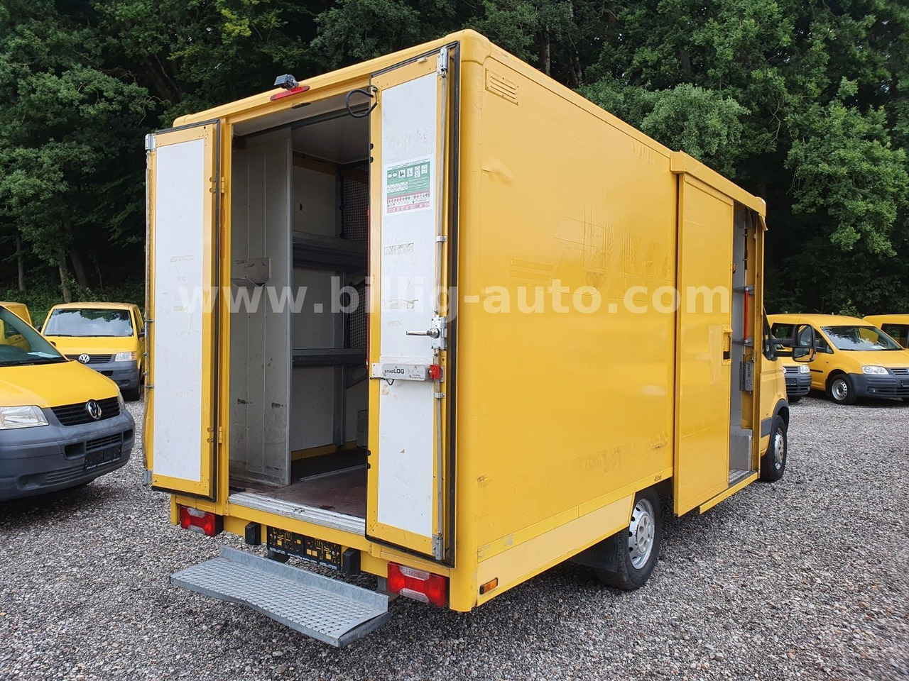 Iveco Daily 1.Hand*EU4* Regale Integralkoffer DHL POST - Furgoneta caja cerrada: foto 5 Iveco Daily 1.Hand*EU4* Regale Integralkoffer DHL POST - Furgoneta caja cerrada: foto 5