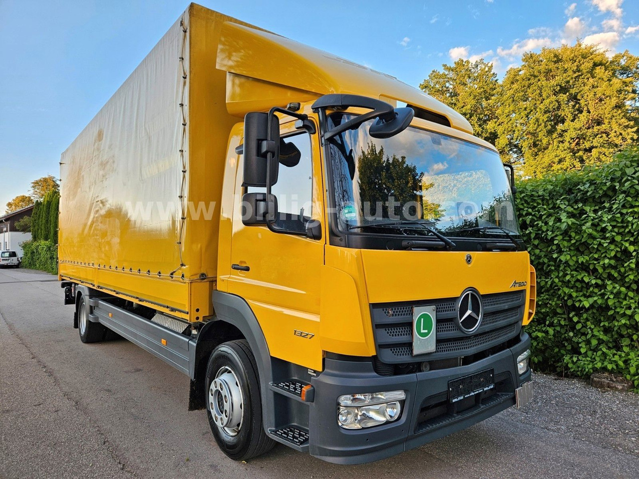 Mercedes-Benz Atego 1327 L * BREMS/SPUR-ASS*DIFF.*LBW*AHK*7.2m - Camión caja cerrada: foto 5 Mercedes-Benz Atego 1327 L * BREMS/SPUR-ASS*DIFF.*LBW*AHK*7.2m - Camión caja cerrada: foto 5