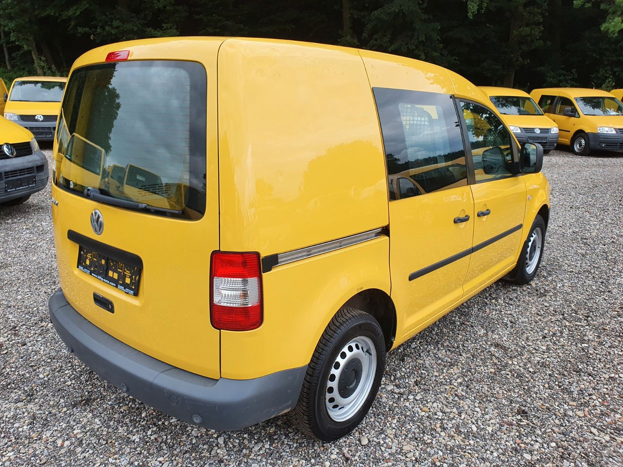 Volkswagen Caddy 2.0 SDI*1.Hand*2-Sitzer*2xSchiebetüre - Furgoneta de pasajeros: foto 3 Volkswagen Caddy 2.0 SDI*1.Hand*2-Sitzer*2xSchiebetüre - Furgoneta de pasajeros: foto 3