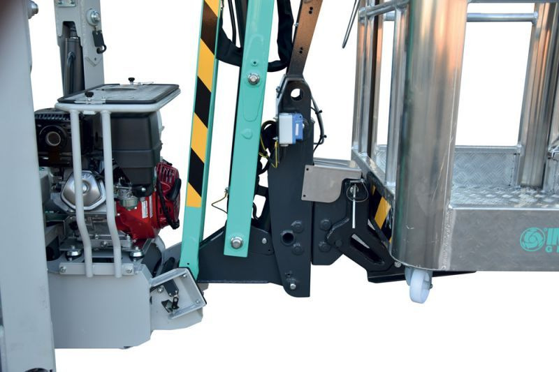 IMER GROUP Seria IM R 13 nowy podnośnik na gąsienicach 13 m - Plataforma araña: foto 4 IMER GROUP Seria IM R 13 nowy podnośnik na gąsienicach 13 m - Plataforma araña: foto 4