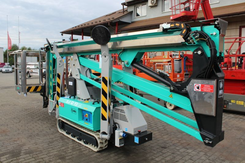 IMER GROUP Seria IM R 19 SA nowy podnośnik na gąsienicach 19 m - Plataforma araña: foto 4 IMER GROUP Seria IM R 19 SA nowy podnośnik na gąsienicach 19 m - Plataforma araña: foto 4