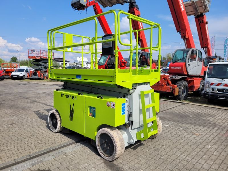 Podnośnik nożycowy samojezdny elektryczny 14 m Iteco IT 12151 - Plataforma de tijeras: foto 2 Podnośnik nożycowy samojezdny elektryczny 14 m Iteco IT 12151 - Plataforma de tijeras: foto 2