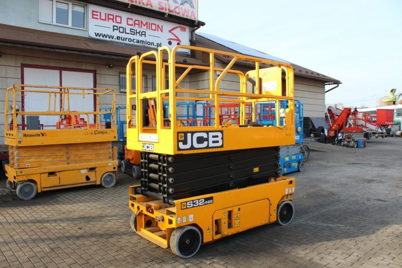Podnośnik nożycowy elektryczny 12 m JCB S3246E - Plataforma de tijeras: foto 1 Podnośnik nożycowy elektryczny 12 m JCB S3246E - Plataforma de tijeras: foto 1