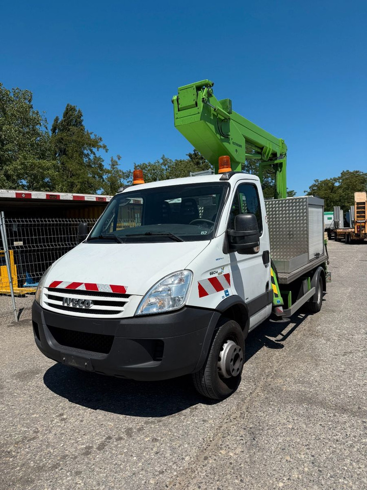 Iveco Daily 50C14 CNG Gelenksteiger - Camión con plataforma elevadora: foto 2 Iveco Daily 50C14 CNG Gelenksteiger - Camión con plataforma elevadora: foto 2