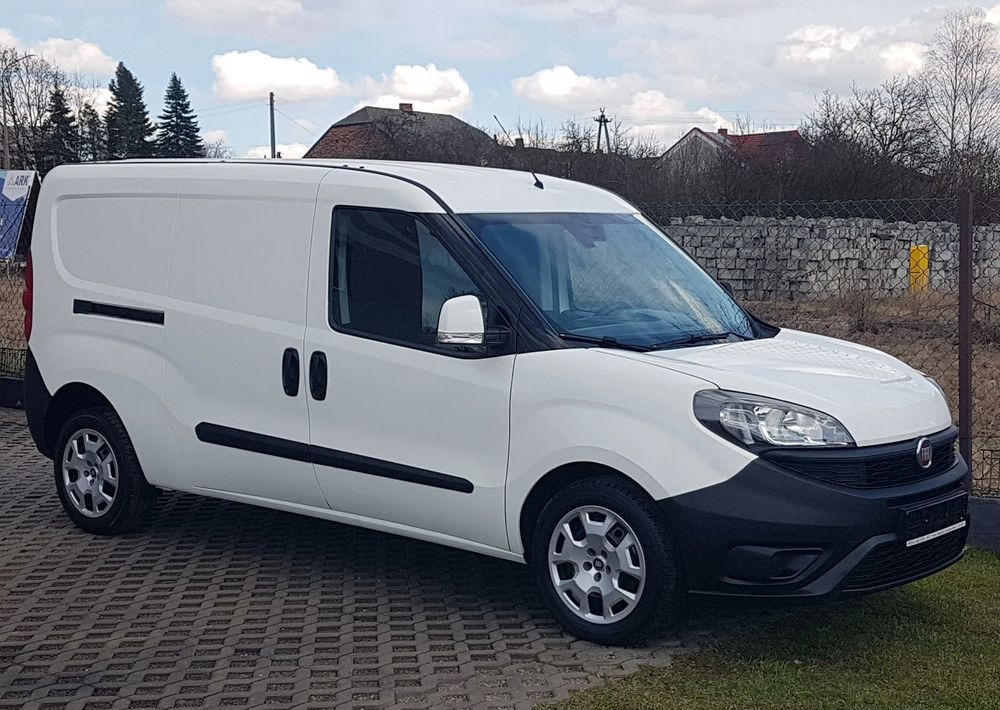 Fiat DOBLO MAXI 3 OSOBY DŁUGI BLASZAK VAN FURGON KLIMA TEMPOMAT - Furgoneta pequeña: foto 1 Fiat DOBLO MAXI 3 OSOBY DŁUGI BLASZAK VAN FURGON KLIMA TEMPOMAT - Furgoneta pequeña: foto 1