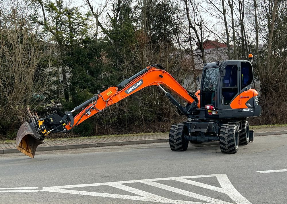Leasing de  Doosan DOOSAN DX57W *ROTOTILT* 2200 Motogodzin * Jak Nowa * Sprowadzona * Stan Perfekcyjny Doosan DOOSAN DX57W *ROTOTILT* 2200 Motogodzin * Jak Nowa * Sprowadzona * Stan Perfekcyjny: foto 26