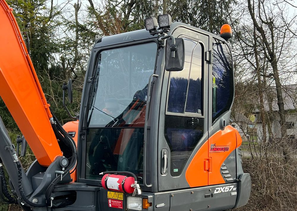 Leasing de  Doosan DOOSAN DX57W *ROTOTILT* 2200 Motogodzin * Jak Nowa * Sprowadzona * Stan Perfekcyjny Doosan DOOSAN DX57W *ROTOTILT* 2200 Motogodzin * Jak Nowa * Sprowadzona * Stan Perfekcyjny: foto 18