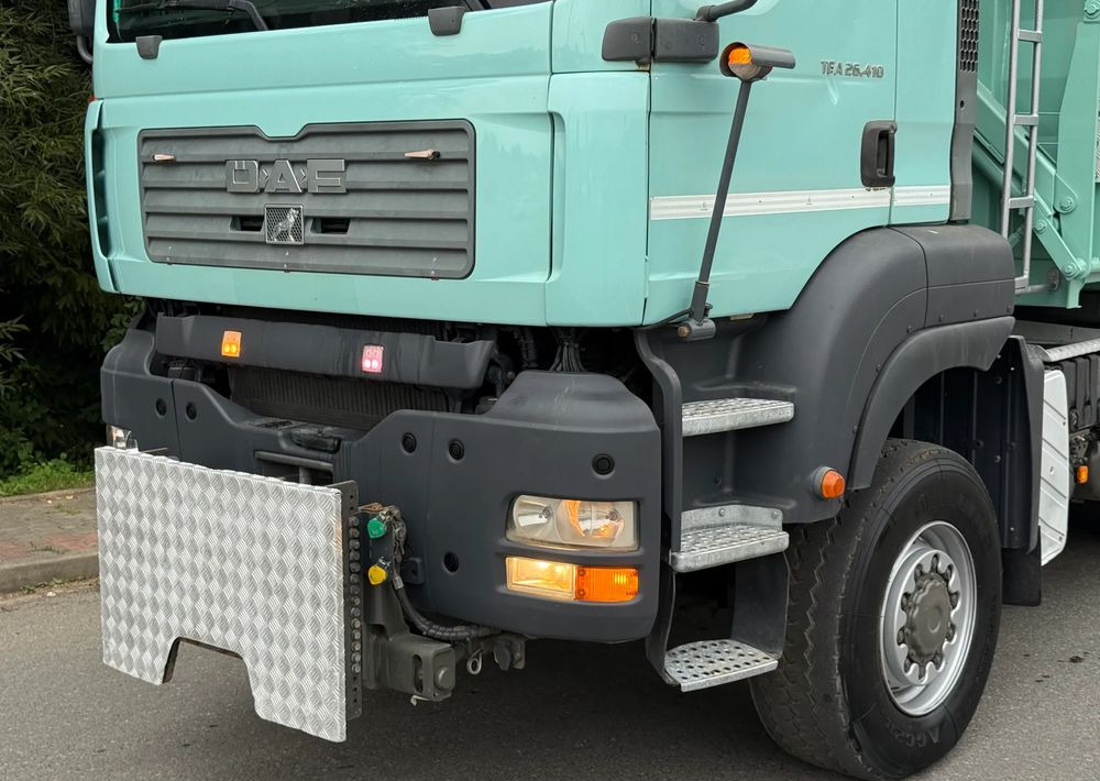 MAN * TGA 26.410 MAN * Kiper / Wywrotka * 6x6 * Sprowadzona * Bordmatik x2 * Bardzo Dobry Stan - Camión volquete: foto 4 MAN * TGA 26.410 MAN * Kiper / Wywrotka * 6x6 * Sprowadzona * Bordmatik x2 * Bardzo Dobry Stan - Camión volquete: foto 4