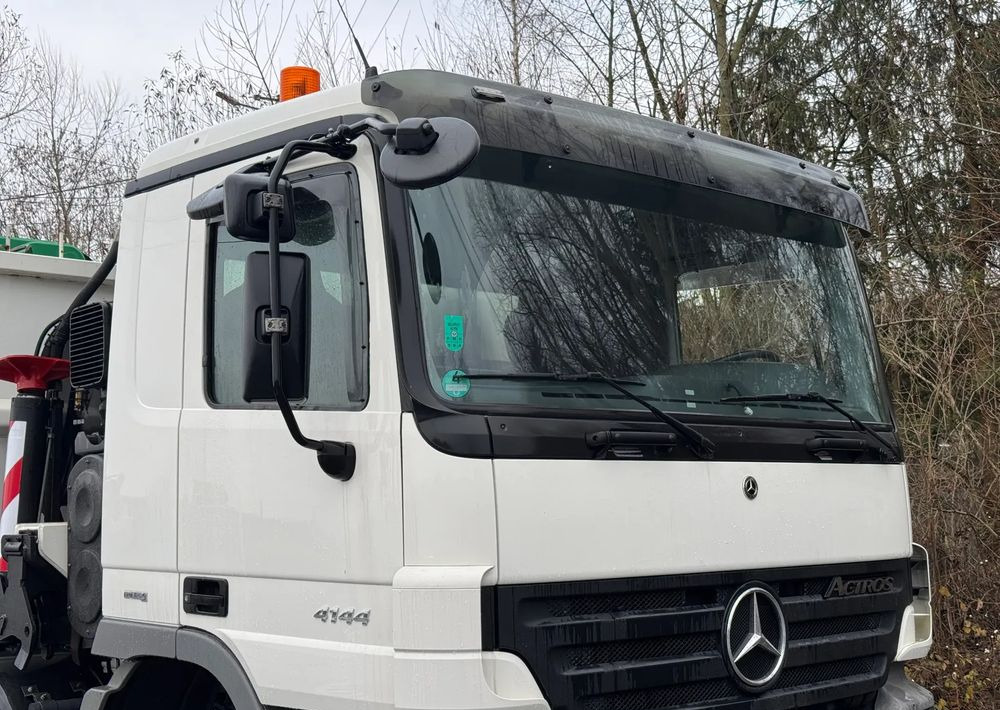 Mercedes-Benz * Mercedes 8x6 Actros 4144 * HDS Palfinger 150002 + FLY JIB PJ 170 * Dźwig * 40 TON * Wyciągarka * 35 Metrów * Kosz * - Camión grúa: foto 3 Mercedes-Benz * Mercedes 8x6 Actros 4144 * HDS Palfinger 150002 + FLY JIB PJ 170 * Dźwig * 40 TON * Wyciągarka * 35 Metrów * Kosz * - Camión grúa: foto 3