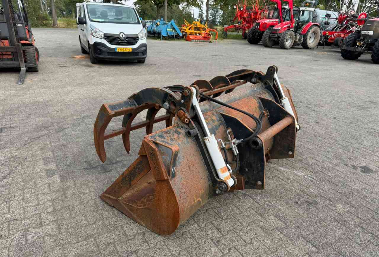 Manitou 240 pelikaanbak kuilbak mestbak - Equipo para silos: foto 2 Manitou 240 pelikaanbak kuilbak mestbak - Equipo para silos: foto 2