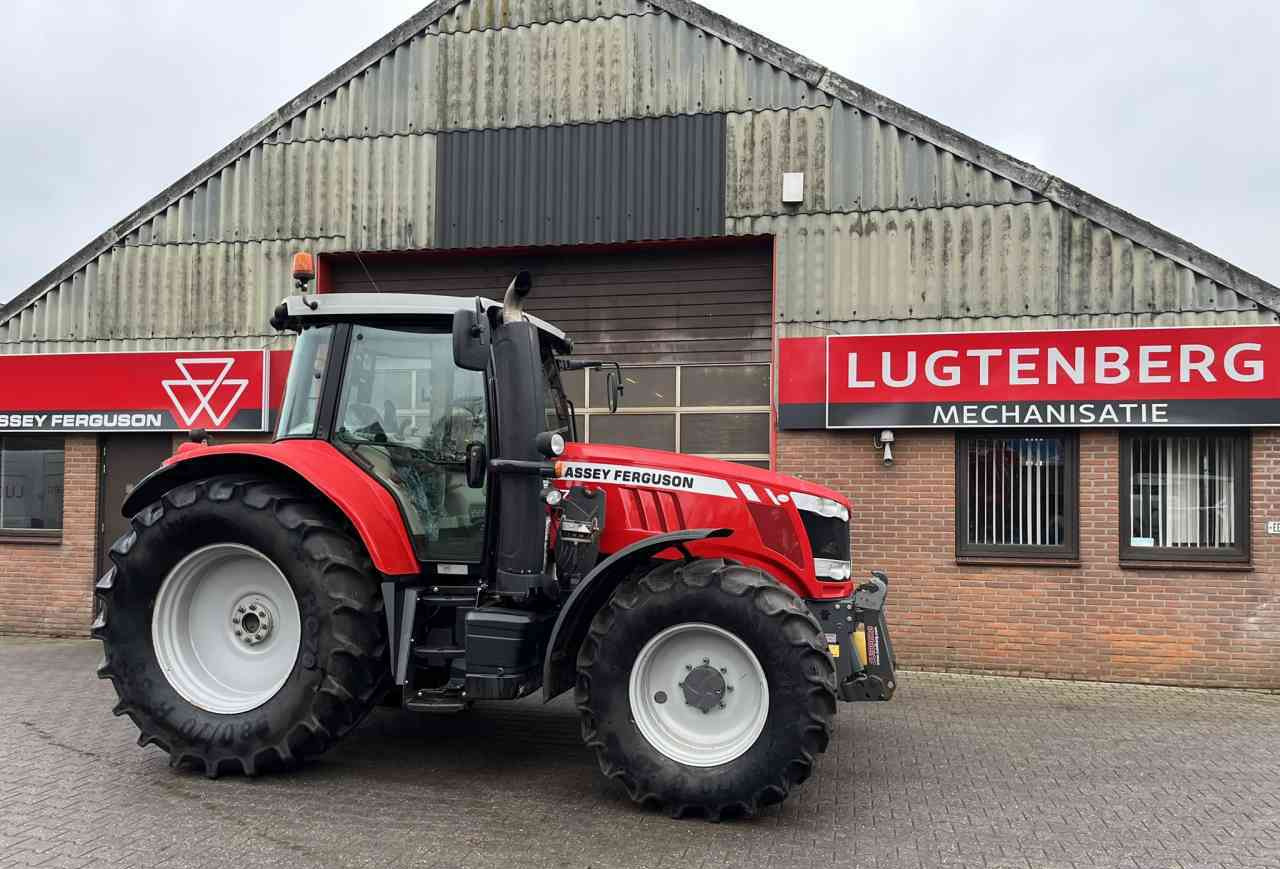 Massey Ferguson 7715 Dyna-6 Efficient Tractoren - Tractor: foto 1 Massey Ferguson 7715 Dyna-6 Efficient Tractoren - Tractor: foto 1