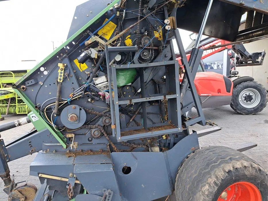 Fendt 2600 Vicon 1901 - Rotoempacadora: foto 4 Fendt 2600 Vicon 1901 - Rotoempacadora: foto 4