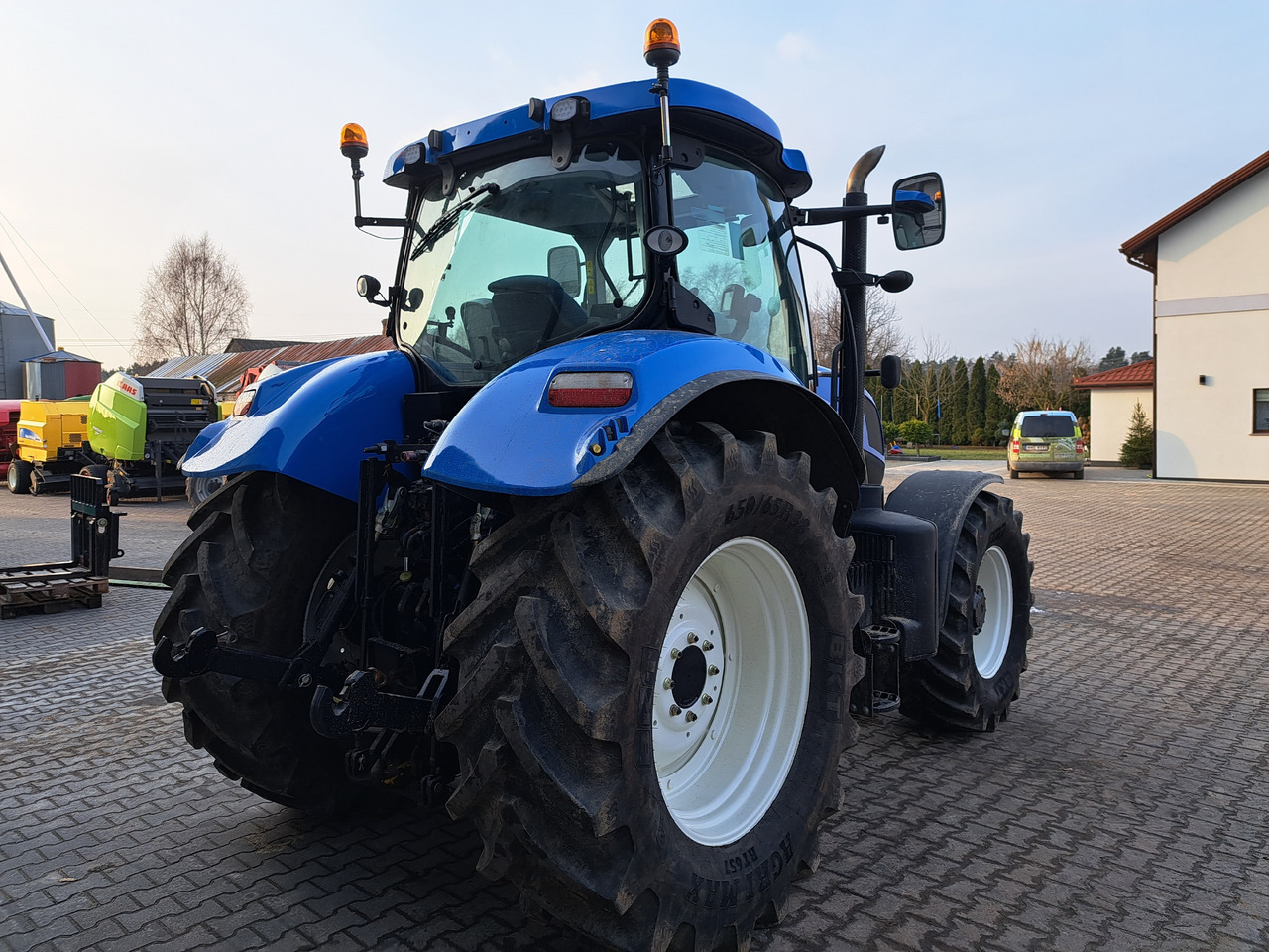 New Holland T7 170 - Tractor: foto 3 New Holland T7 170 - Tractor: foto 3