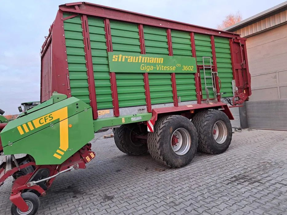 Przyczepa samozbierająca Strautmann 3602 Giga Vitesse 2019 rok - Remolque autocargador: foto 3 Przyczepa samozbierająca Strautmann 3602 Giga Vitesse 2019 rok - Remolque autocargador: foto 3