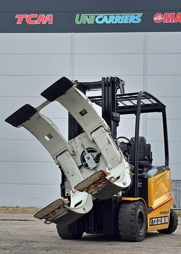 Carretilla elevadora eléctrica CAT EP 35N HIGH SPEC 5VALVES: foto 7 Carretilla elevadora eléctrica CAT EP 35N HIGH SPEC 5VALVES: foto 7