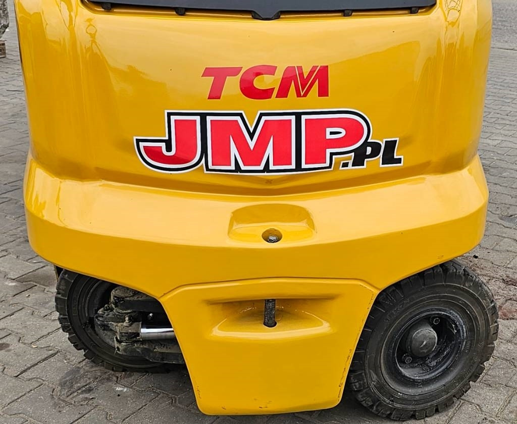 Carretilla elevadora eléctrica CAT EP 35N HIGH SPEC 5VALVES: foto 14 Carretilla elevadora eléctrica CAT EP 35N HIGH SPEC 5VALVES: foto 14