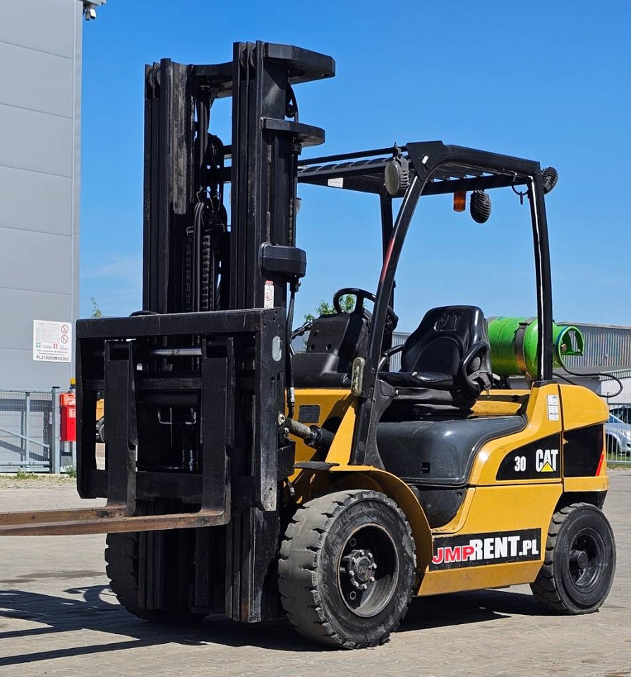 Carretilla elevadora de gas CAT GP 30 N: foto 7