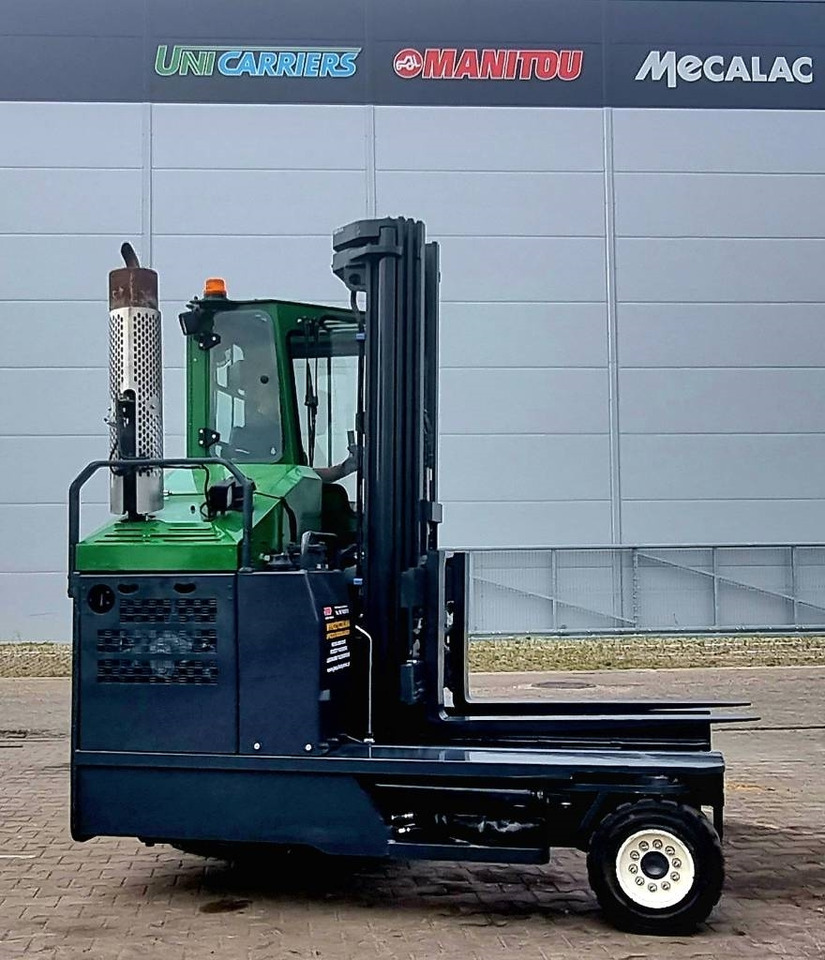Combilift C 4000 LPG DEMO 196hrs - Carretilla de 4 vías: foto 3 Combilift C 4000 LPG DEMO 196hrs - Carretilla de 4 vías: foto 3