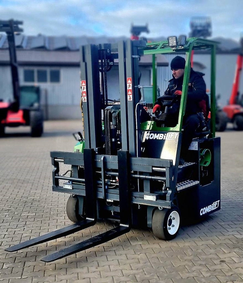 Combilift CB 2500 LPG NEW 2023 - SALE ! - Carretilla de 4 vías: foto 2 Combilift CB 2500 LPG NEW 2023 - SALE ! - Carretilla de 4 vías: foto 2