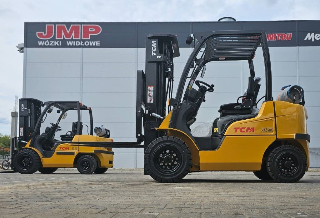 TCM FGE25-E2 UNUSED TRIPLEX4300mm  - Carretilla elevadora de gas: foto 3 TCM FGE25-E2 UNUSED TRIPLEX4300mm  - Carretilla elevadora de gas: foto 3