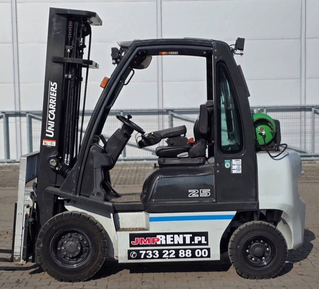 UniCarriers U1D2A25LQ DX25 1890 hrs - Carretilla elevadora de gas: foto 3 UniCarriers U1D2A25LQ DX25 1890 hrs - Carretilla elevadora de gas: foto 3