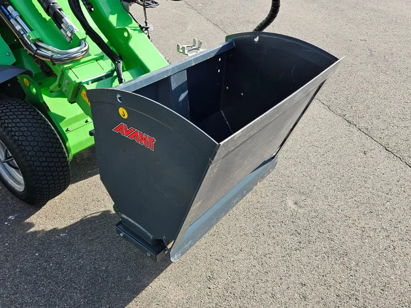 Avant 900 Zand- en zoutstrooier - Implemento para Maquinaria agrícola: foto 5 Avant 900 Zand- en zoutstrooier - Implemento para Maquinaria agrícola: foto 5