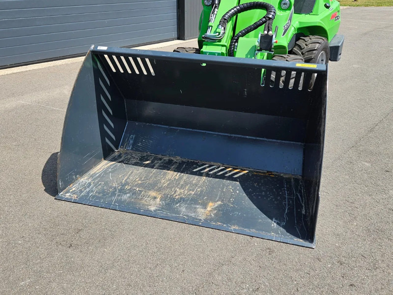 Avant Volumebak 160cm - Implemento para Maquinaria agrícola: foto 3 Avant Volumebak 160cm - Implemento para Maquinaria agrícola: foto 3