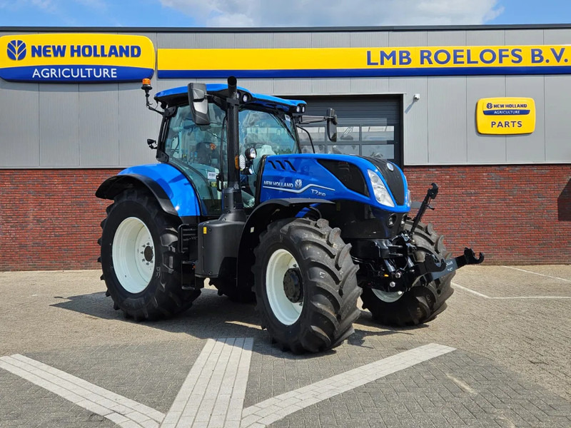 New Holland T7.210 Range command 50 km/h - Tractor: foto 1 New Holland T7.210 Range command 50 km/h - Tractor: foto 1