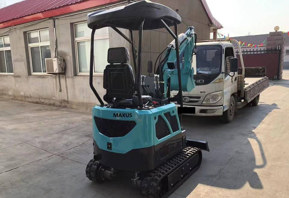 NEW MAXUS Kubota Excavator Euro 5 Warranty up to 10 YEARS НОВА копарка MAXUS Kubota Euro 5 Гарантія до 10 РОКІВ NOWA koparka MAXUS Kubota Euro 5 Gwarancja do 10 LAT - Miniexcavadora: foto 4 NEW MAXUS Kubota Excavator Euro 5 Warranty up to 10 YEARS НОВА копарка MAXUS Kubota Euro 5 Гарантія до 10 РОКІВ NOWA koparka MAXUS Kubota Euro 5 Gwarancja do 10 LAT - Miniexcavadora: foto 4