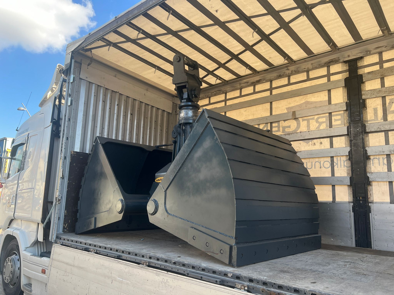 Andox Clamshell - Cuchara de mordazas para Maquinaria de construcción: foto 2 Andox Clamshell - Cuchara de mordazas para Maquinaria de construcción: foto 2