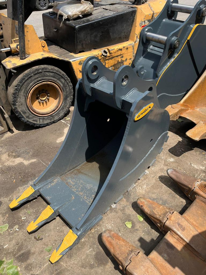 Komatsu - Cazo para excavadora para Miniexcavadora: foto 2 Komatsu - Cazo para excavadora para Miniexcavadora: foto 2