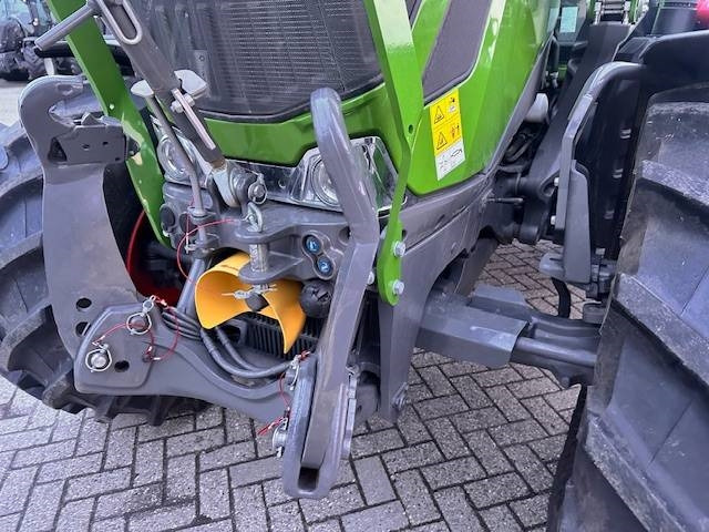 Fendt 314 Profi Plus Gen4 - Tractor: foto 5 Fendt 314 Profi Plus Gen4 - Tractor: foto 5