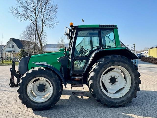 Valtra 6650 Hitech, FH+PTO, 8265 uur! - Tractor: foto 4 Valtra 6650 Hitech, FH+PTO, 8265 uur! - Tractor: foto 4
