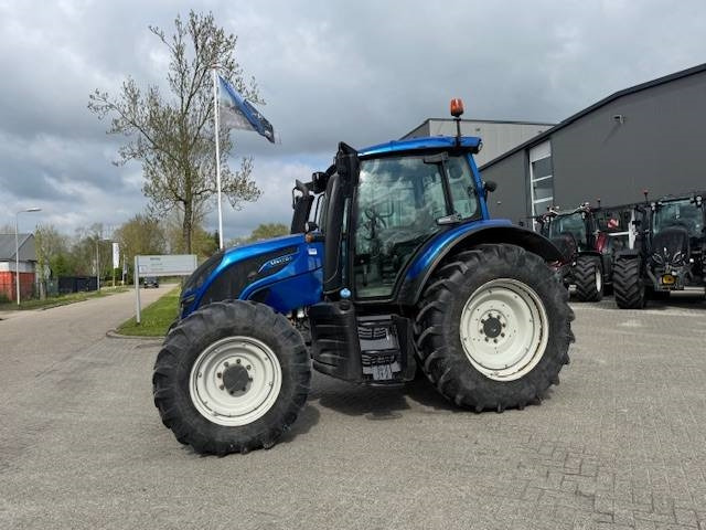Valtra N134 Versu Smart Touch, GPS - Tractor: foto 2 Valtra N134 Versu Smart Touch, GPS - Tractor: foto 2