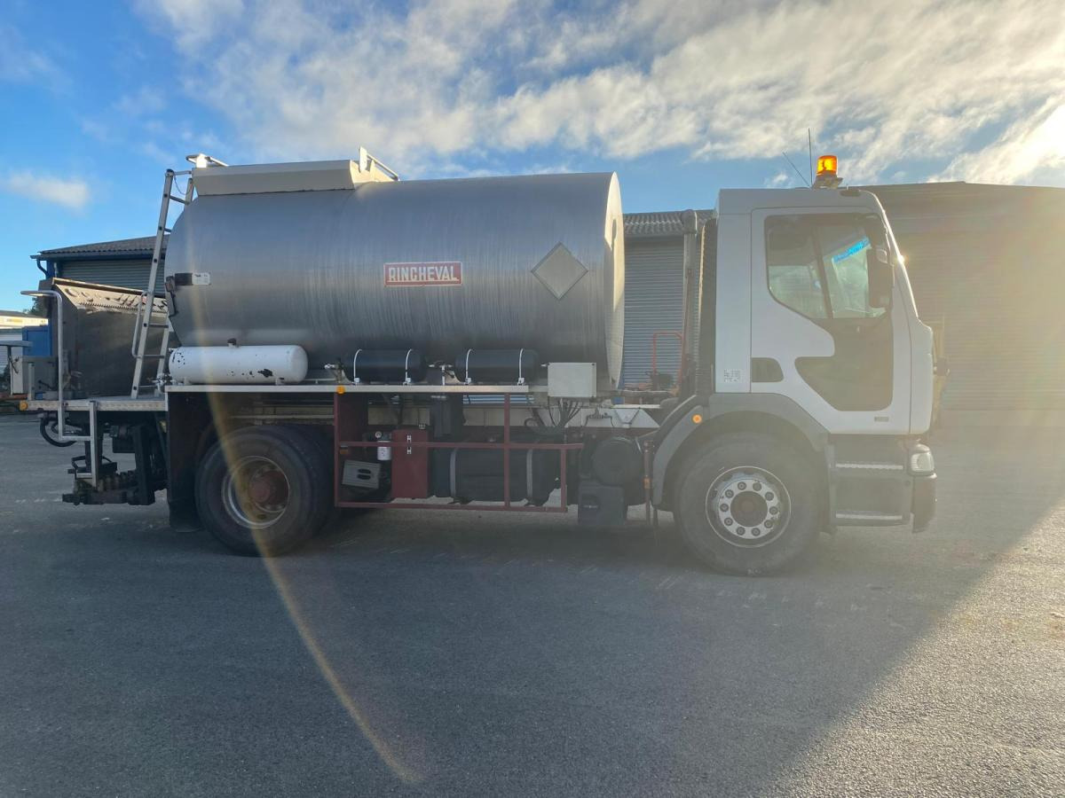 Renault Premium 300 CV - Camión cisterna: foto 2 Renault Premium 300 CV - Camión cisterna: foto 2