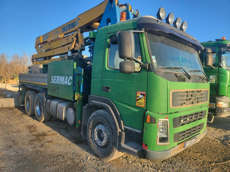 Volvo FM 380 - Camión bomba de hormigón: foto 2 Volvo FM 380 - Camión bomba de hormigón: foto 2