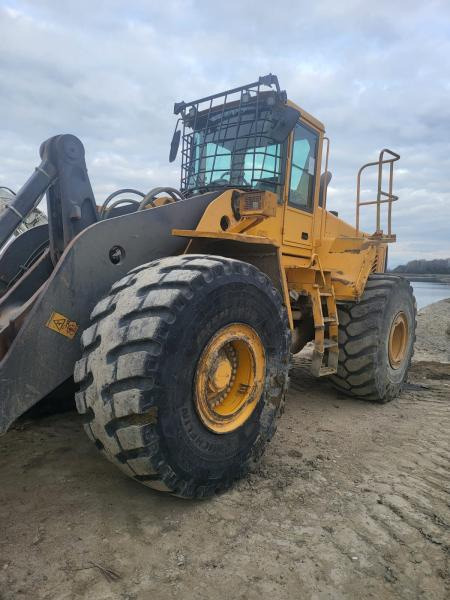 Volvo L 220 E - Cargadora de ruedas: foto 4 Volvo L 220 E - Cargadora de ruedas: foto 4