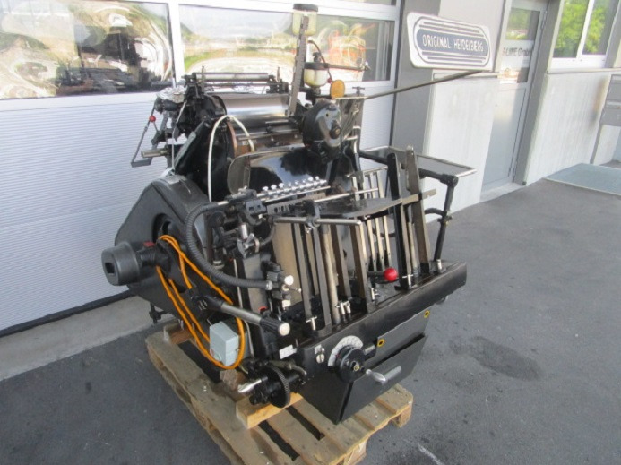 HEIDELBERG TIEGEL A4 MIT HEISSFOLIENPRÄGEEINRICHTUNG - Máquina offset: foto 5 HEIDELBERG TIEGEL A4 MIT HEISSFOLIENPRÄGEEINRICHTUNG - Máquina offset: foto 5