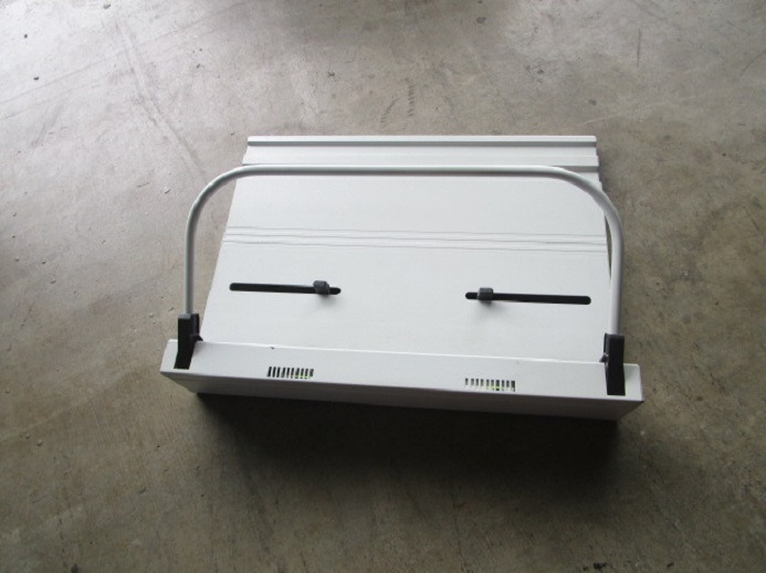 TISCH-PLATTENSTANZE G2.090.9041/03 FÜR SM 52 - Máquina de impresión: foto 2 TISCH-PLATTENSTANZE G2.090.9041/03 FÜR SM 52 - Máquina de impresión: foto 2